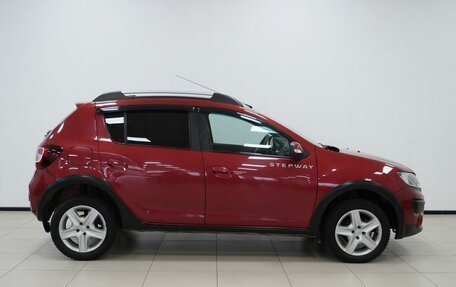 Renault Sandero II рестайлинг, 2015 год, 898 000 рублей, 5 фотография