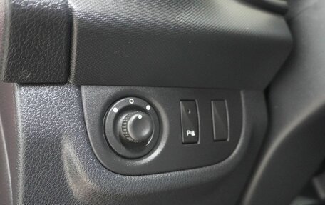 Renault Sandero II рестайлинг, 2015 год, 898 000 рублей, 8 фотография