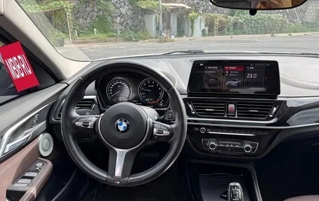 BMW 1 серия, 2022 год, 2 447 400 рублей, 10 фотография