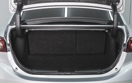 Mazda 3, 2018 год, 1 780 000 рублей, 19 фотография