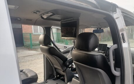 Hyundai Grand Starex Grand Starex I рестайлинг 2, 2014 год, 2 650 000 рублей, 13 фотография