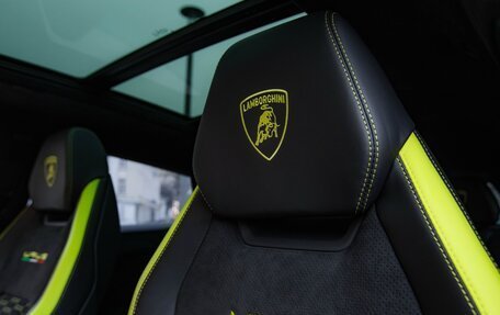 Lamborghini Urus I, 2022 год, 28 000 000 рублей, 11 фотография