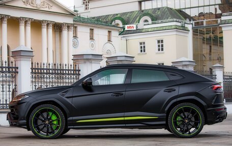 Lamborghini Urus I, 2022 год, 28 000 000 рублей, 4 фотография
