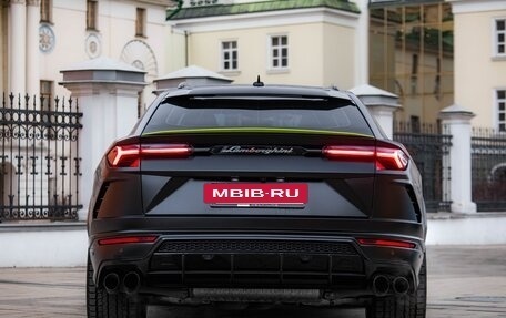 Lamborghini Urus I, 2022 год, 28 000 000 рублей, 6 фотография