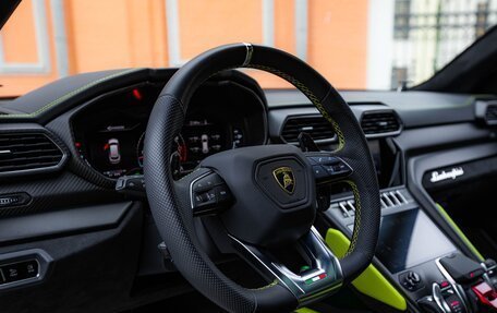 Lamborghini Urus I, 2022 год, 28 000 000 рублей, 14 фотография