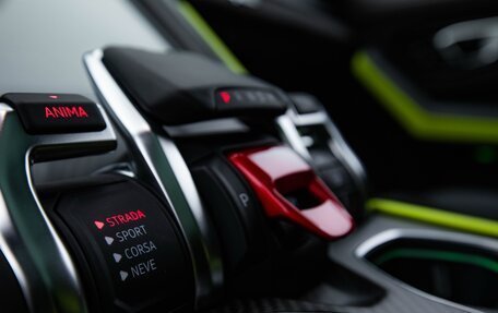 Lamborghini Urus I, 2022 год, 28 000 000 рублей, 27 фотография