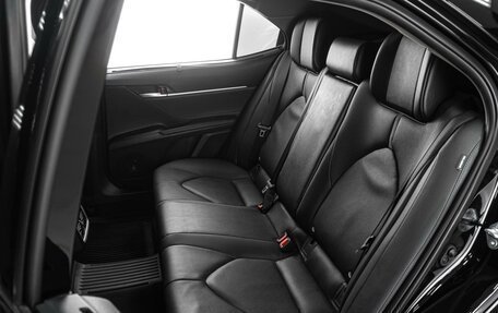 Toyota Camry, 2022 год, 4 299 000 рублей, 14 фотография