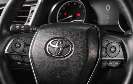 Toyota Camry, 2022 год, 4 299 000 рублей, 30 фотография