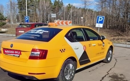 Skoda Octavia, 2018 год, 957 000 рублей, 4 фотография