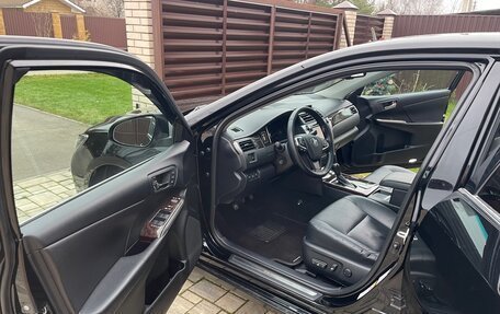 Toyota Camry, 2017 год, 2 650 000 рублей, 8 фотография