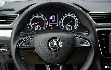 Skoda Superb III рестайлинг, 2021 год, 2 160 000 рублей, 13 фотография