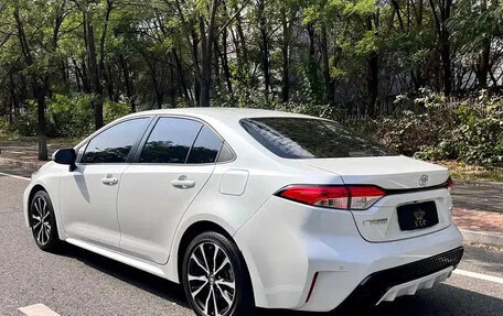 Toyota Corolla, 2022 год, 1 230 000 рублей, 4 фотография