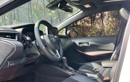 Toyota Corolla, 2022 год, 1 230 000 рублей, 5 фотография