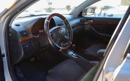 Toyota Avensis III рестайлинг, 2007 год, 900 000 рублей, 10 фотография