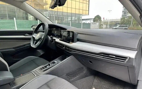 Volkswagen Golf VIII, 2022 год, 1 510 000 рублей, 6 фотография