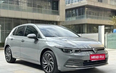 Volkswagen Golf VIII, 2022 год, 1 510 000 рублей, 3 фотография