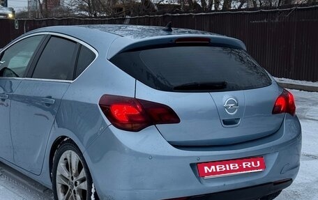 Opel Astra J, 2011 год, 550 000 рублей, 9 фотография