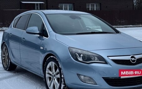 Opel Astra J, 2011 год, 550 000 рублей, 10 фотография