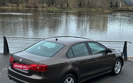 Volkswagen Jetta VI, 2012 год, 890 000 рублей, 3 фотография