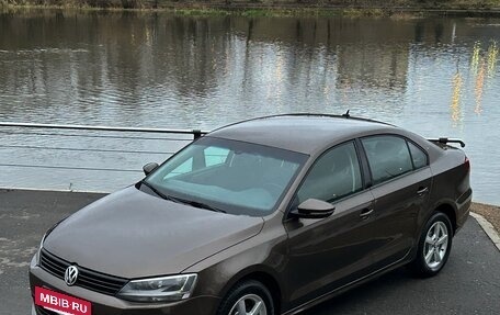 Volkswagen Jetta VI, 2012 год, 890 000 рублей, 2 фотография