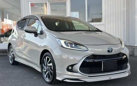 Toyota Aqua, 2022 год, 1 250 000 рублей, 3 фотография