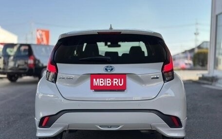 Toyota Aqua, 2022 год, 1 250 000 рублей, 21 фотография