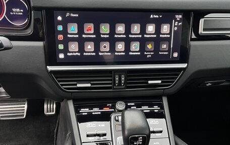 Porsche Cayenne III, 2022 год, 13 550 000 рублей, 14 фотография