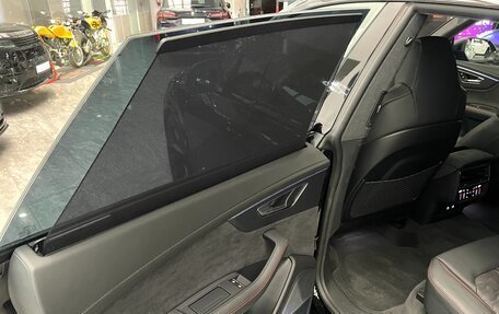 Audi RS Q8 I, 2025 год, 24 000 000 рублей, 17 фотография