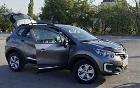 Renault Kaptur I рестайлинг, 2021 год, 1 650 000 рублей, 4 фотография