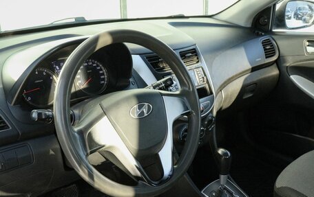 Hyundai Solaris II рестайлинг, 2013 год, 799 000 рублей, 9 фотография