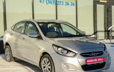 Hyundai Solaris II рестайлинг, 2013 год, 799 000 рублей, 7 фотография