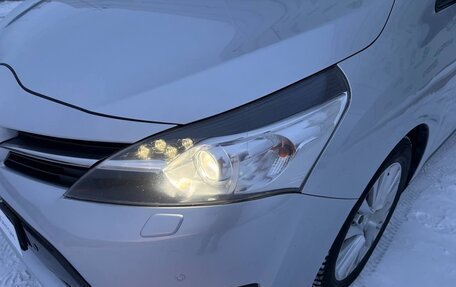 Toyota Verso I, 2012 год, 1 110 000 рублей, 8 фотография