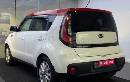 KIA Soul II рестайлинг, 2019 год, 1 789 000 рублей, 8 фотография