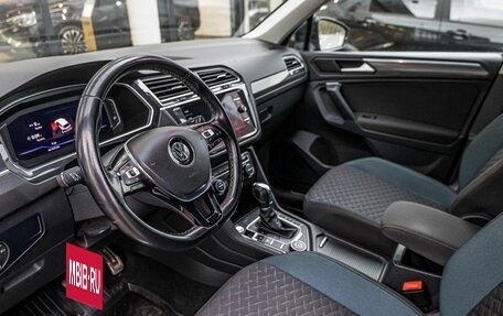 Volkswagen Tiguan II, 2019 год, 2 869 800 рублей, 5 фотография