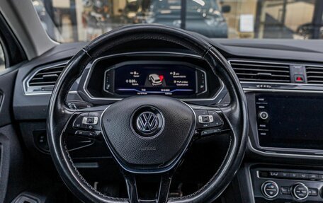 Volkswagen Tiguan II, 2019 год, 2 869 800 рублей, 8 фотография