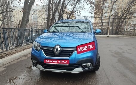 Renault Sandero II рестайлинг, 2019 год, 1 050 000 рублей, 1 фотография