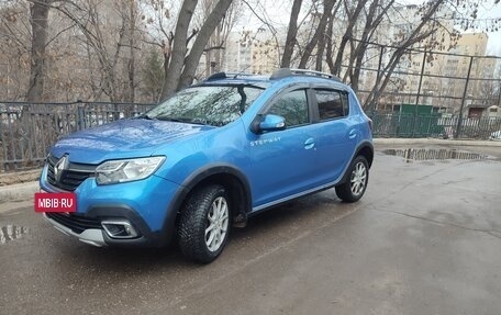 Renault Sandero II рестайлинг, 2019 год, 1 050 000 рублей, 3 фотография