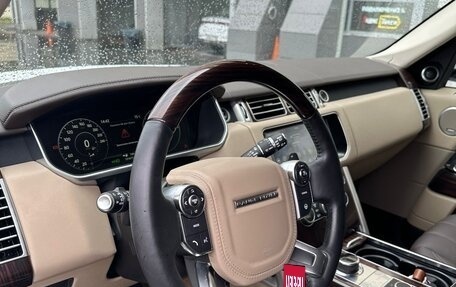 Land Rover Range Rover IV рестайлинг, 2017 год, 5 250 000 рублей, 11 фотография