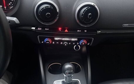 Audi A3, 2018 год, 2 500 000 рублей, 12 фотография