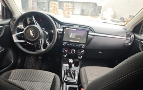 KIA Rio III рестайлинг, 2017 год, 950 000 рублей, 10 фотография