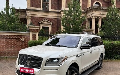 Lincoln Navigator, 2018 год, 6 490 000 рублей, 2 фотография