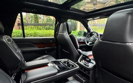 Lincoln Navigator, 2018 год, 6 490 000 рублей, 11 фотография