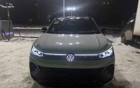 Volkswagen Tiguan, 2025 год, 4 950 000 рублей, 2 фотография