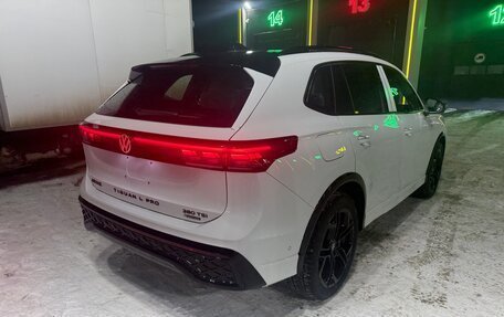 Volkswagen Tiguan, 2025 год, 4 950 000 рублей, 6 фотография