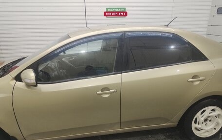 KIA Cerato III, 2009 год, 380 000 рублей, 2 фотография