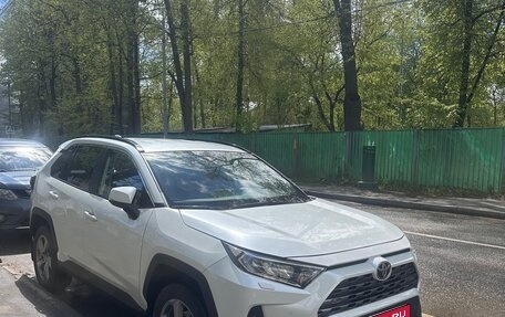 Toyota RAV4, 2022 год, 3 800 000 рублей, 1 фотография