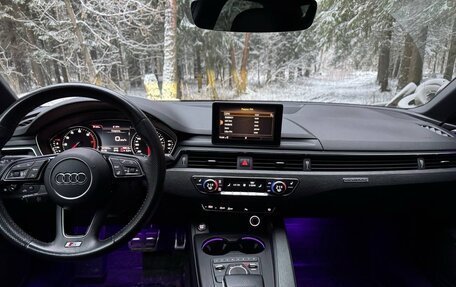 Audi A4, 2018 год, 3 200 000 рублей, 7 фотография