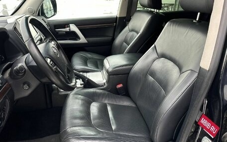 Toyota Land Cruiser 200, 2016 год, 4 300 000 рублей, 9 фотография