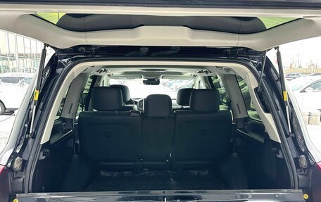 Toyota Land Cruiser 200, 2016 год, 4 300 000 рублей, 20 фотография