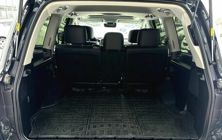 Toyota Land Cruiser 200, 2016 год, 4 300 000 рублей, 22 фотография